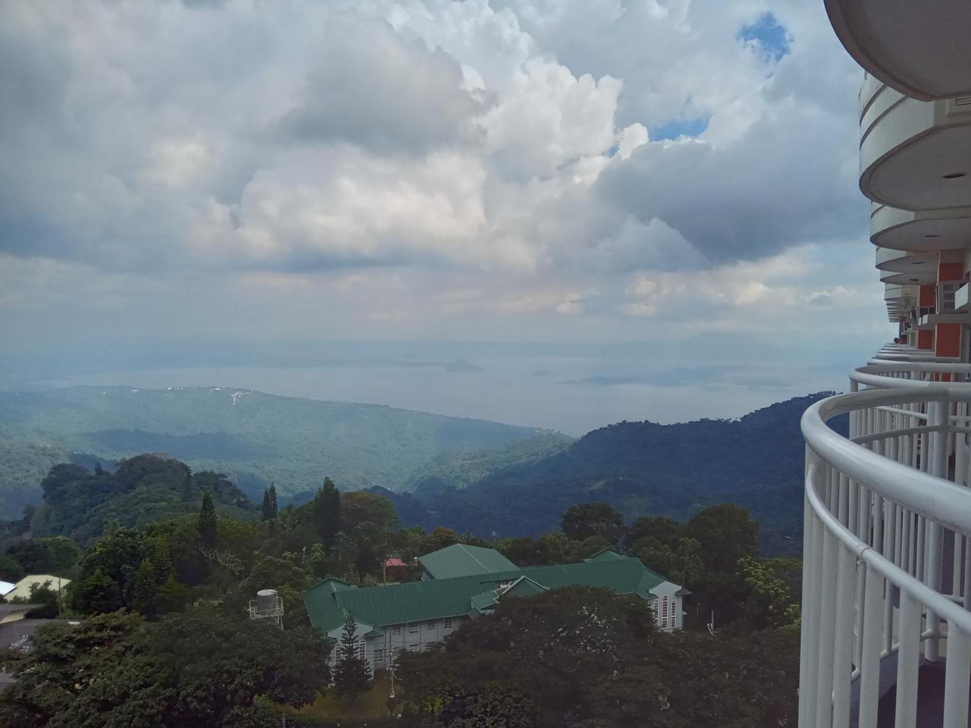 Tagaytay Prime Residences With Swimming Pool & Viewing Deck Tagaytay City Room photo